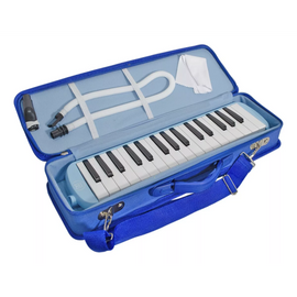 Melódica de 32 teclas, extensión tonal: 2 2/3 octavas. Cuerpo de plástico. Incluye estuche de tela, boquilla de plástico y tubo, color Azul   MAXIMA  SR-32SF-BLU - Hergui Musical