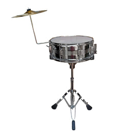 Tarola 14" con base y platillo  J. BANKS  SMS14SD - Hergui Musical