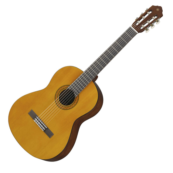 GUITARRA CLÁSICA SERIE C, TAPA LAMINADA DE ABETO, ACABADO BRILLANTE, CAJA DE MERANTI, CUELLO DE NATO Y DIAPASÓN DE PALO ROSA, MAQUINARIA CROMADA  YAMAHA   C40/02 - herguimusical